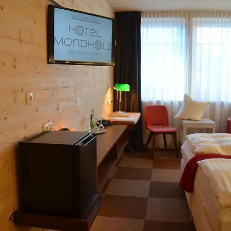 Mondholzhotel * Veitshöchheim